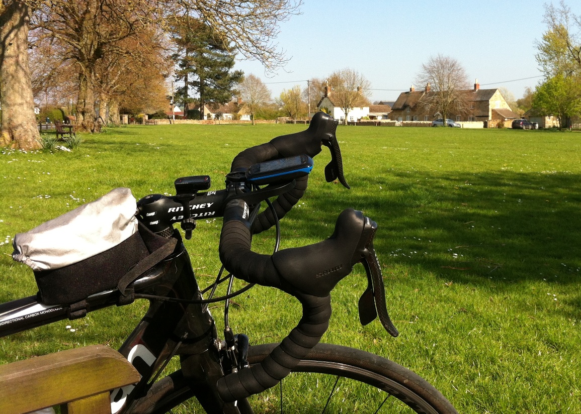 Spring In the Cotswolds, just before the pub stop